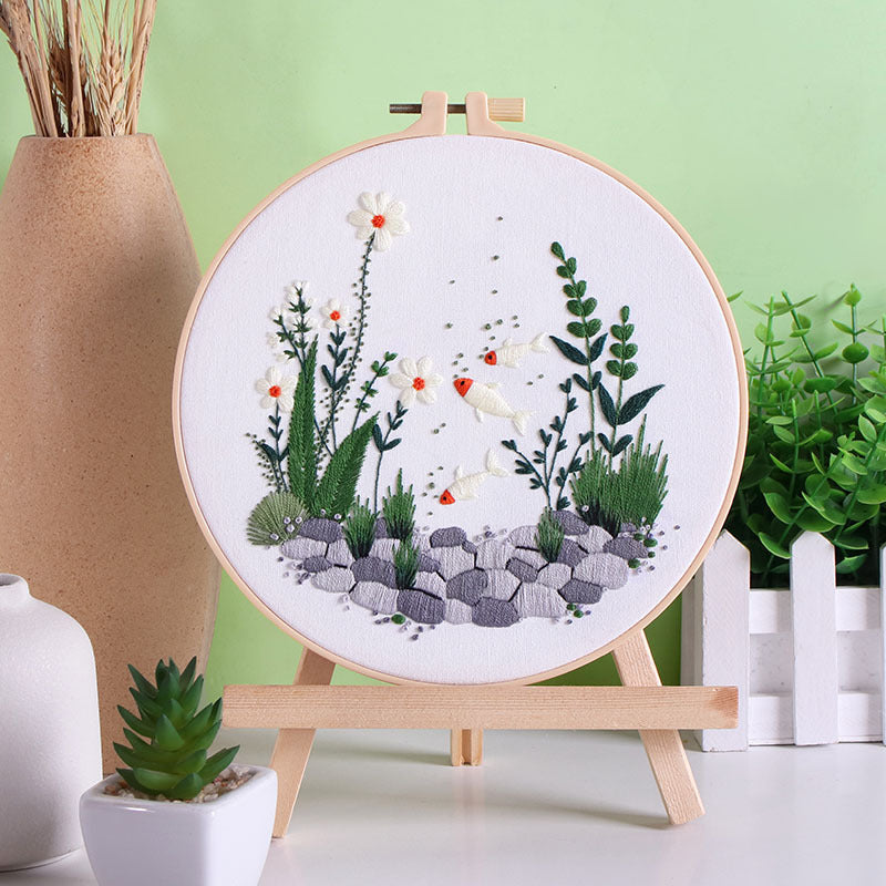 Fresh Water Plants and Little Fish Hand-Embroidery Kit