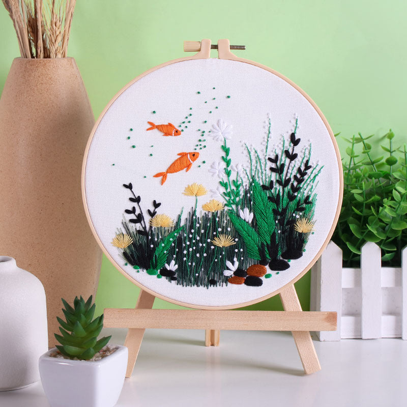 Fresh Water Plants and Little Fish Hand-Embroidery Kit